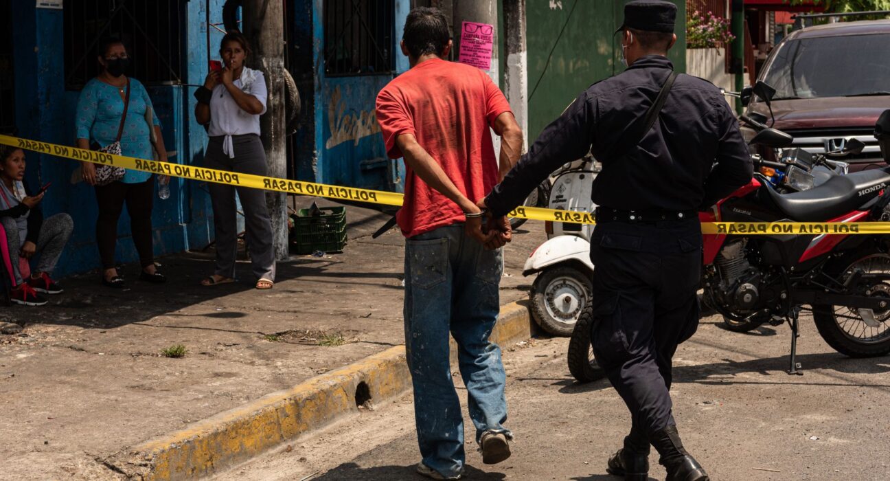 Informe Cristosal sobre personas con discapacidad en el régimen de excepción en El Salvador